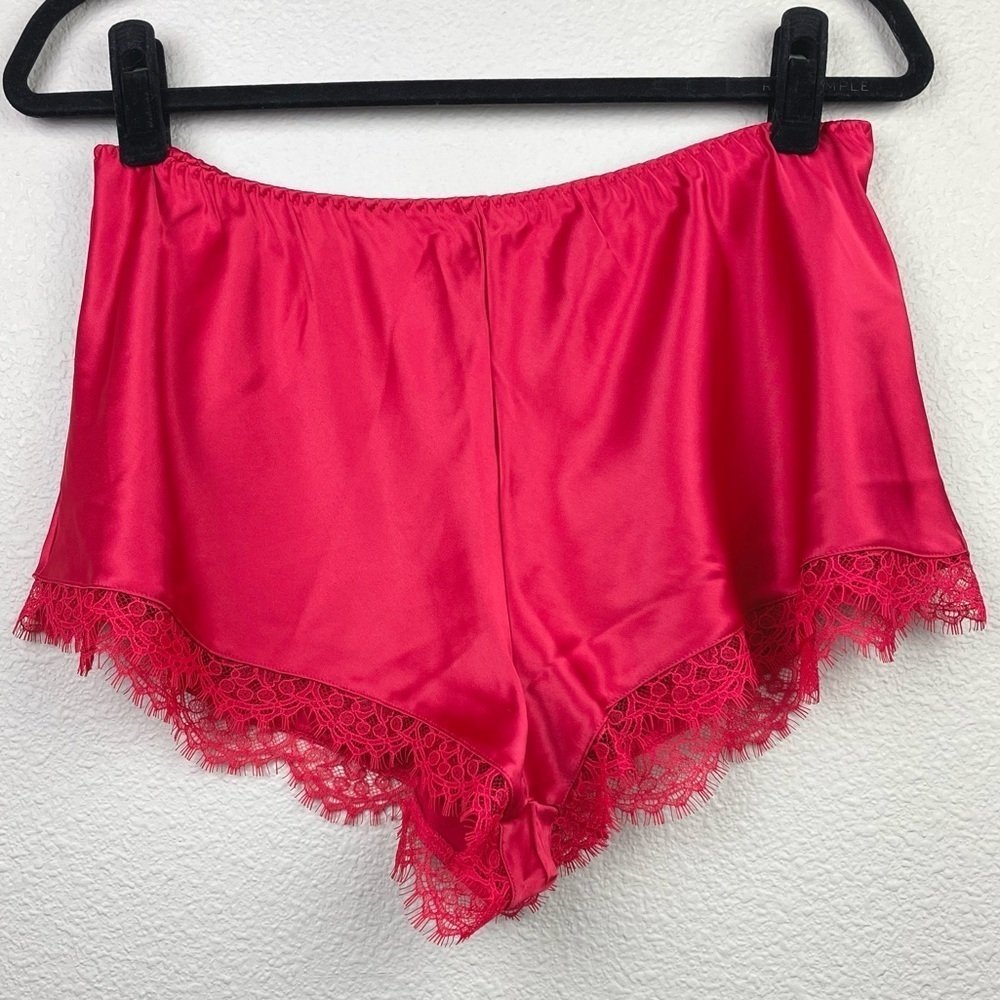Victoria's Secret Women's Medium Red Satin Lace Trim Sleep Shorts Lingerie Pjs